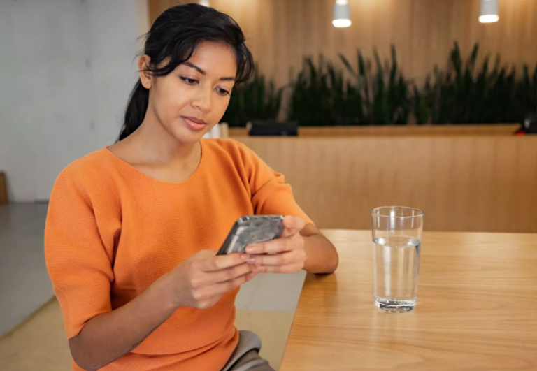 Digital Minimalism Trends: Simplifying Life in a Tech-Heavy World